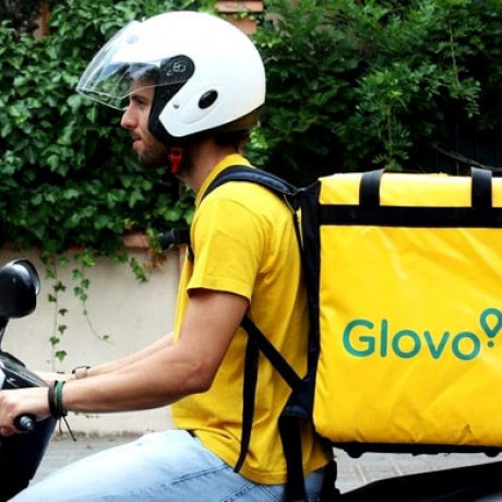 Гіганти у сфері доставки - GLOVO та UBER EATS